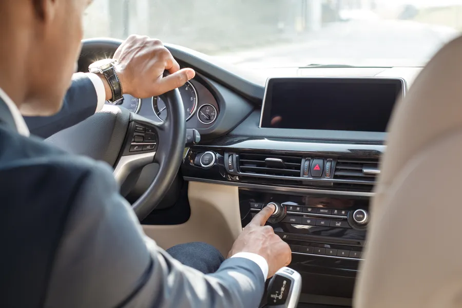 Chauffeur Service For Reliable Long Distance Travel Solutions East Hampton, NY Chauffeur Service For Reliable Long Distance Travel Solutions East Hampton, NY