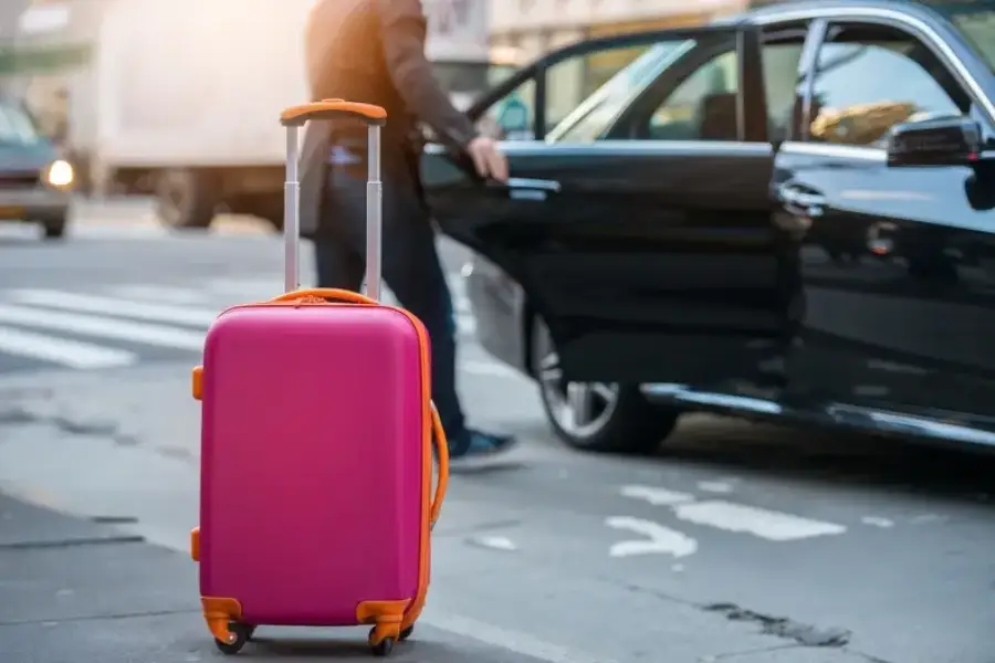 Premium Airport Taxi Service East Hampton, NY Premium Airport Taxi Service East Hampton, NY