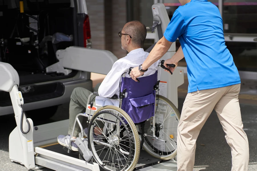 What To Expect From Elderly Transportation Service Providers in East Hampton, NY What To Expect From Elderly Transportation Service Providers in East Hampton, NY